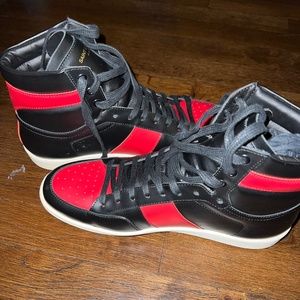 Saint Laurent SL10H Court Classic High Top Sneakers. Red/Black . EU 43/US 10